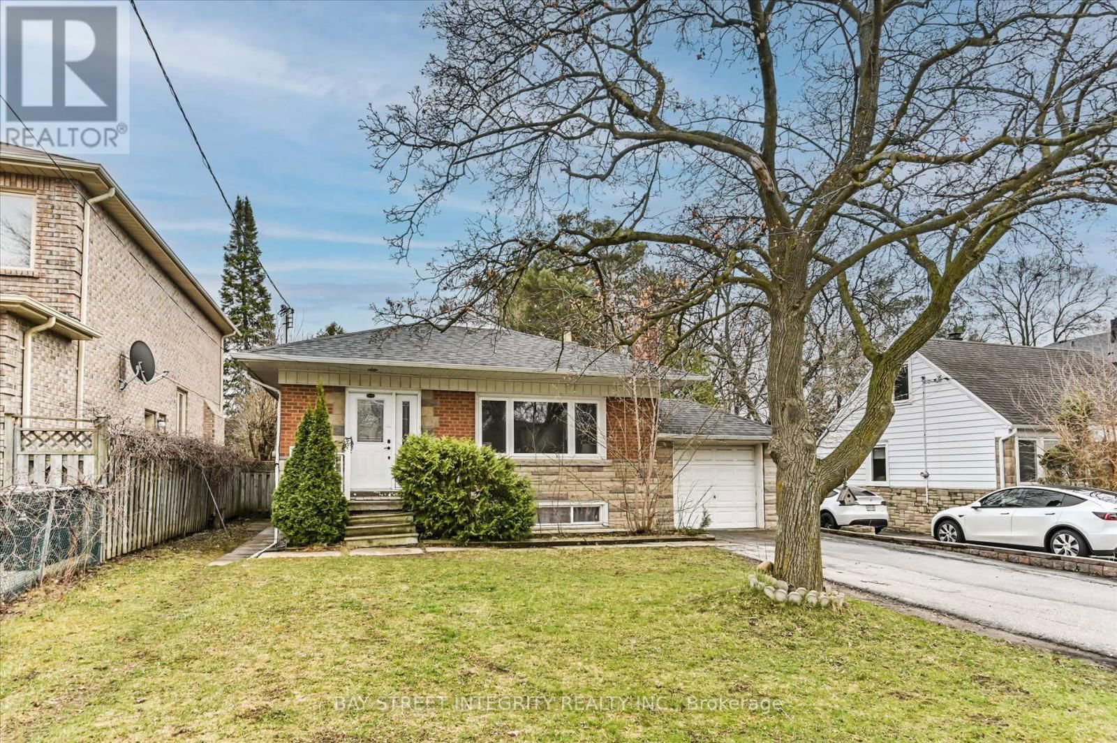 435 CUMMER AVENUE Image 3