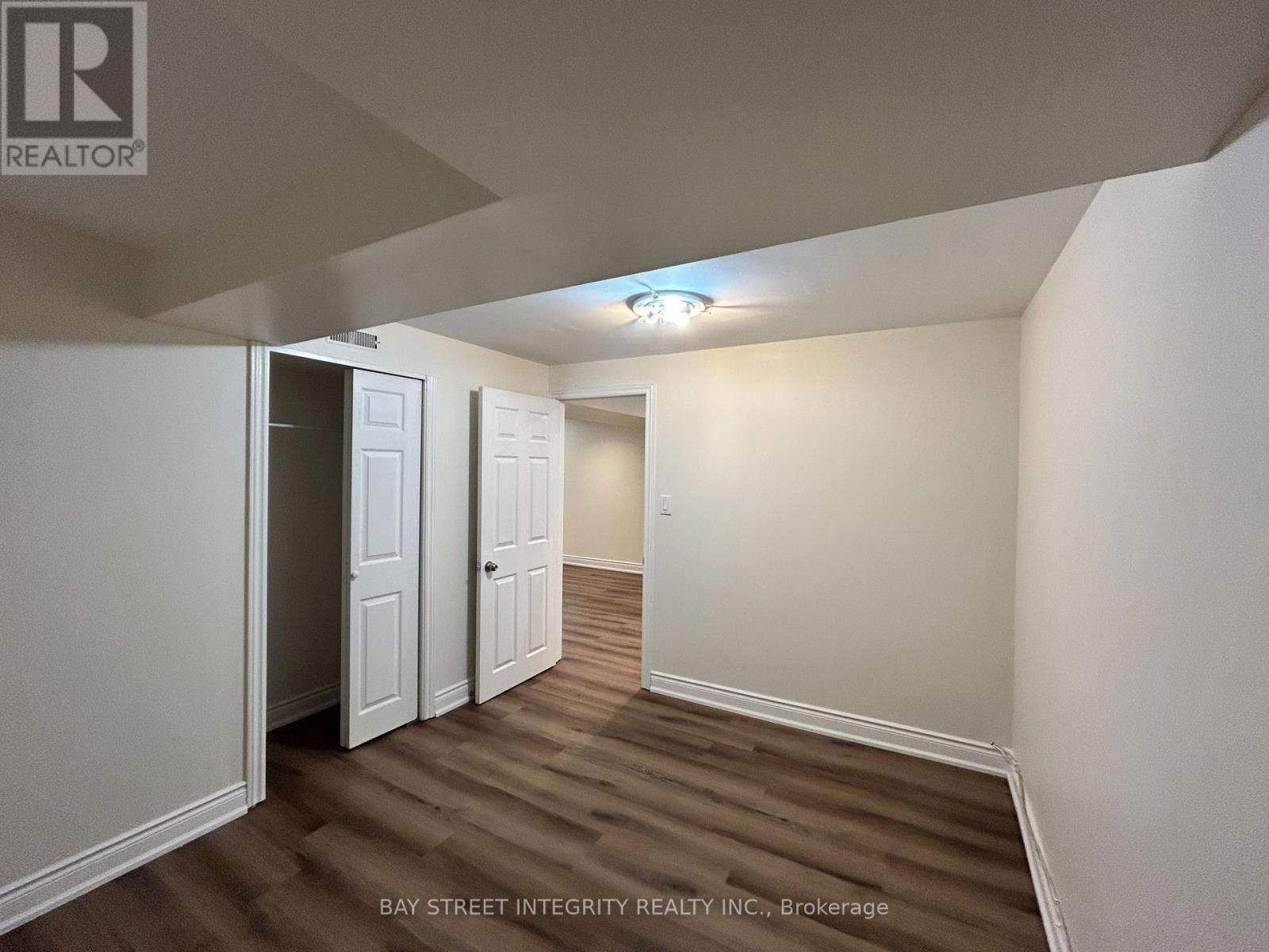435 CUMMER AVENUE Image 38