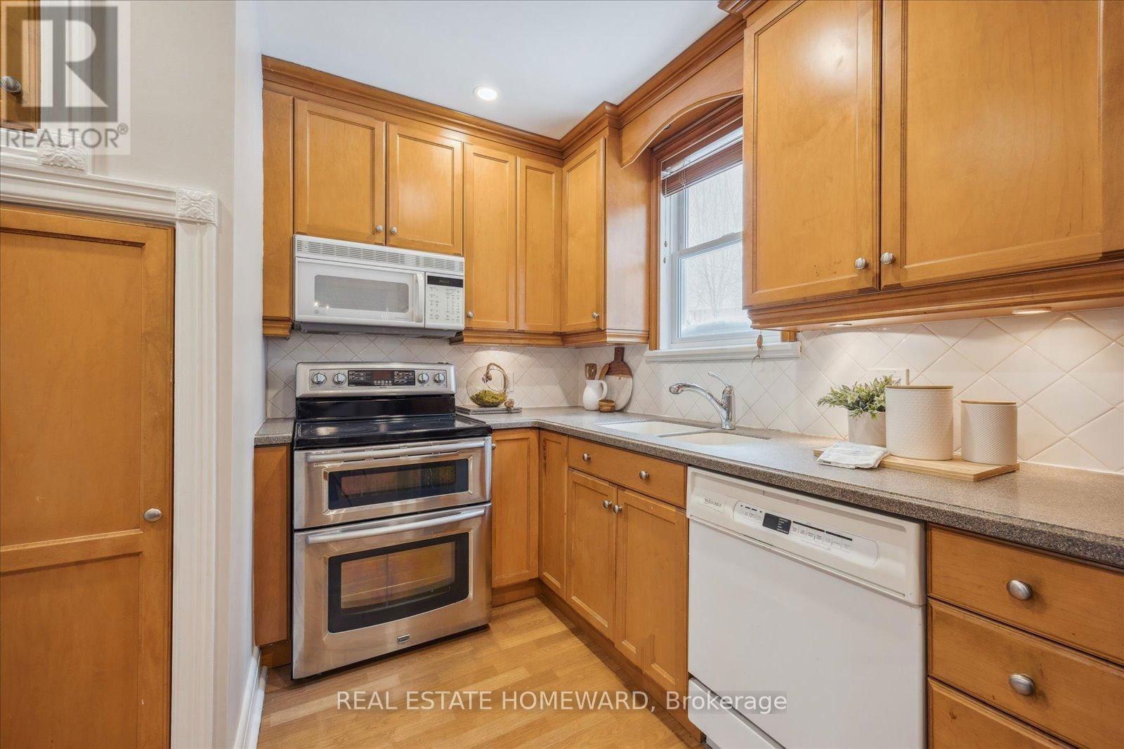 51 EDGECOMBE AVENUE Image 11