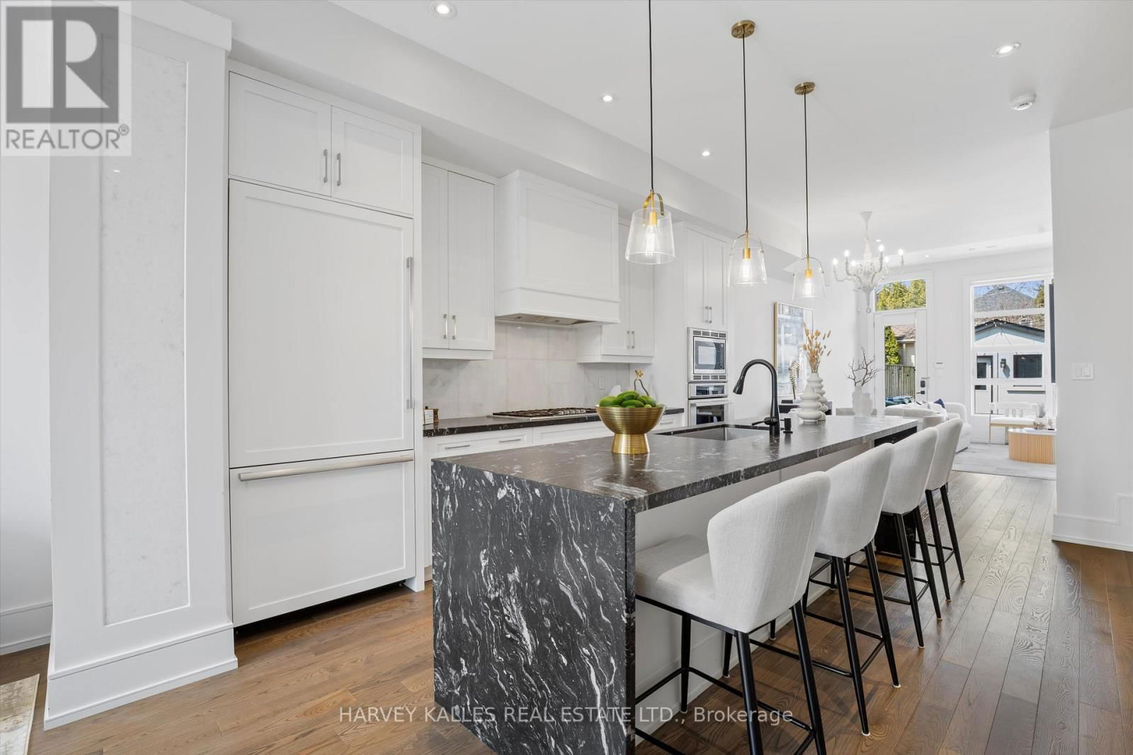 74 WOBURN AVENUE Image 10