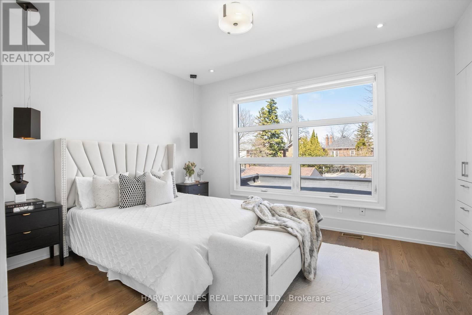 74 WOBURN AVENUE Image 21