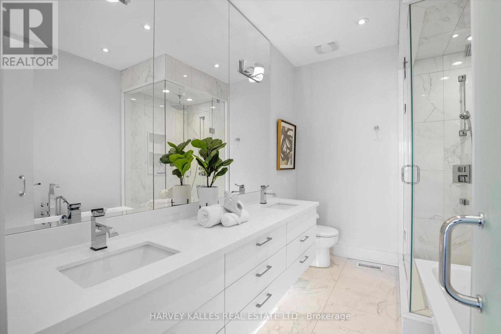 74 WOBURN AVENUE Image 24