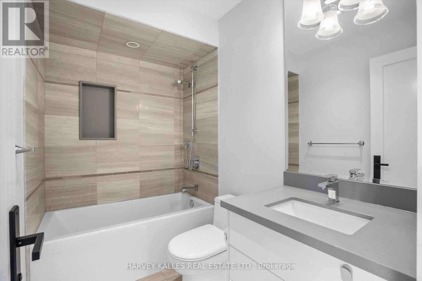 74 WOBURN AVENUE Image 30