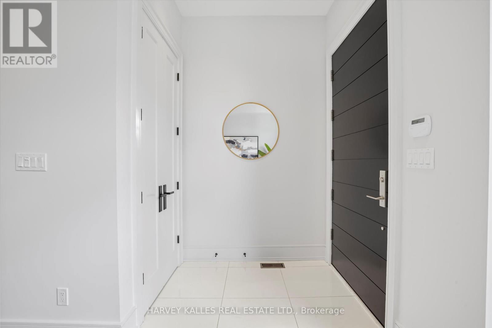 74 WOBURN AVENUE Image 5