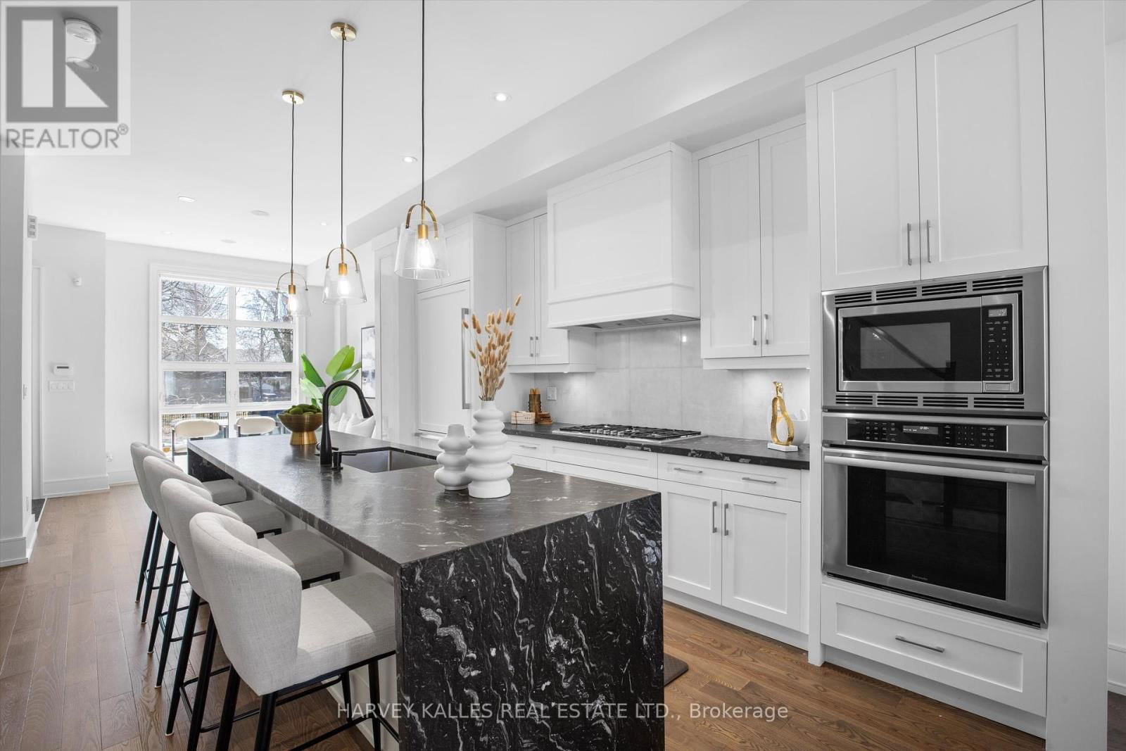 74 WOBURN AVENUE Image 9