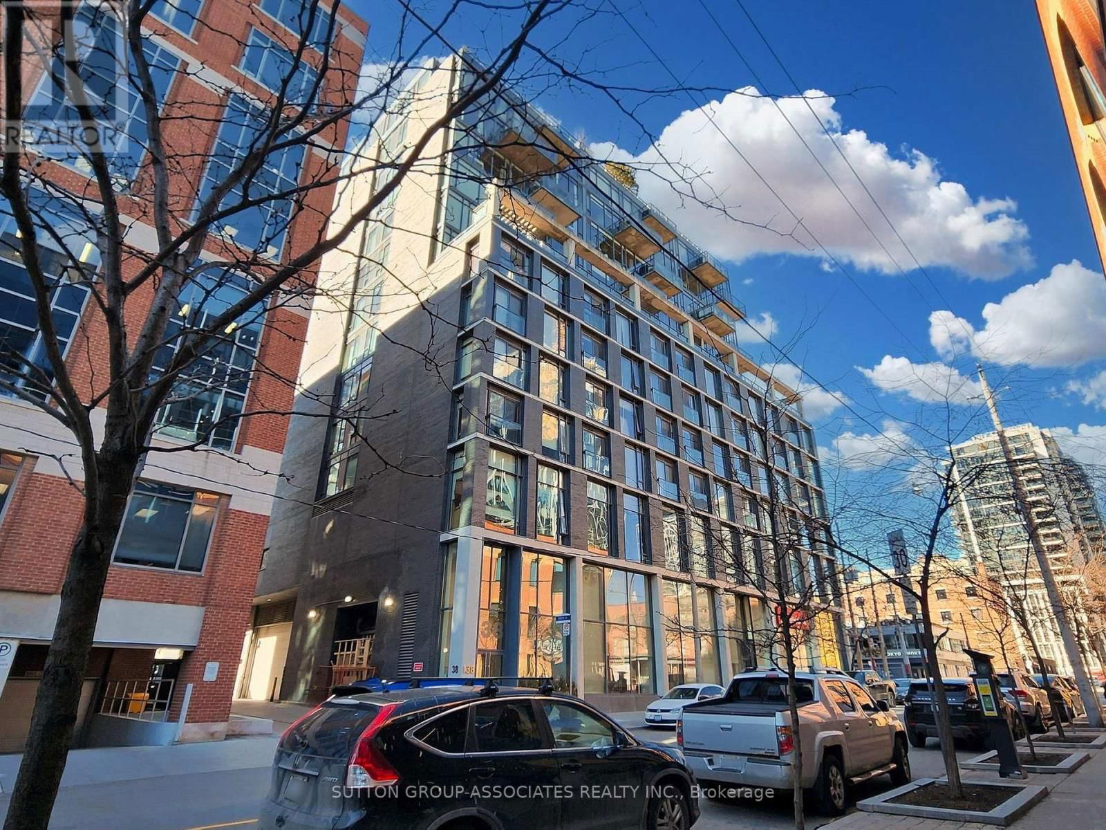 811 - 138 PRINCESS STREET Image 3