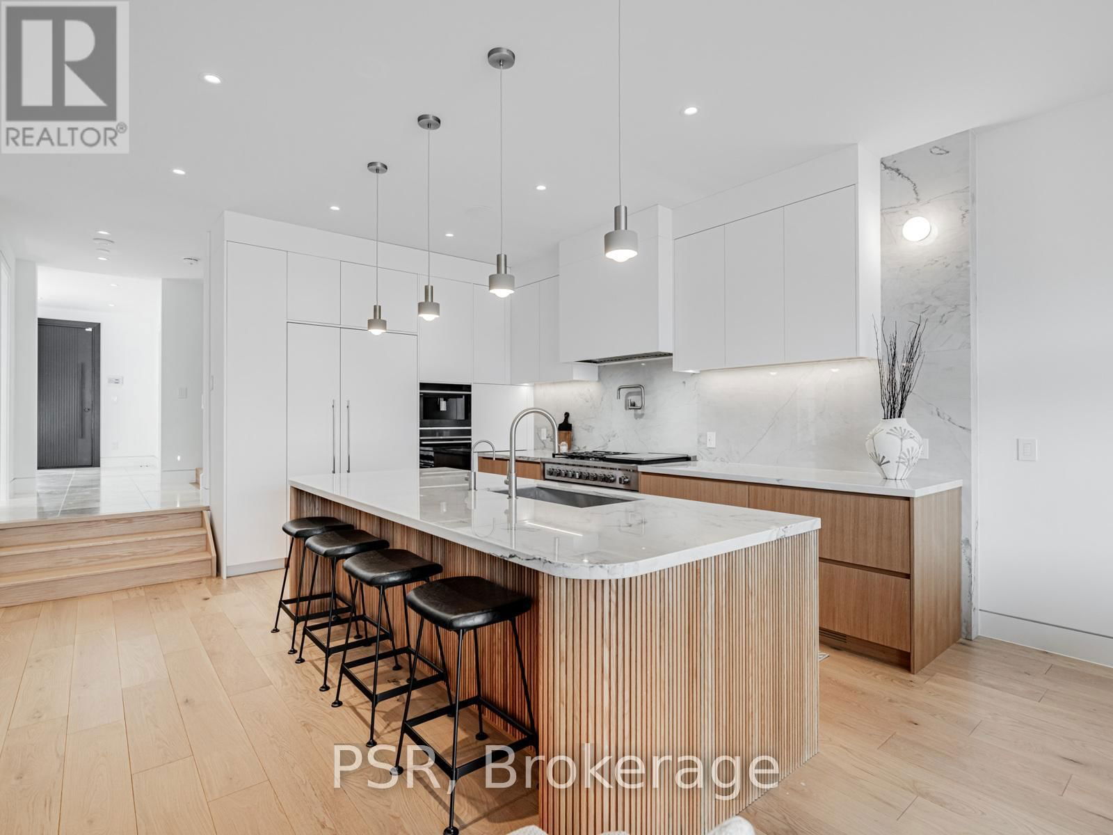 86 CHUDLEIGH AVENUE Image 11