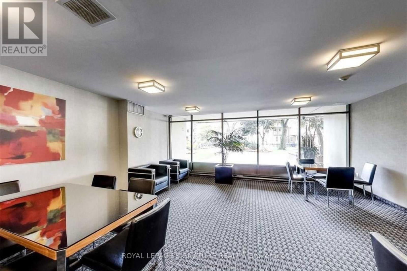 1011 - 40 HOMEWOOD AVENUE Image 31