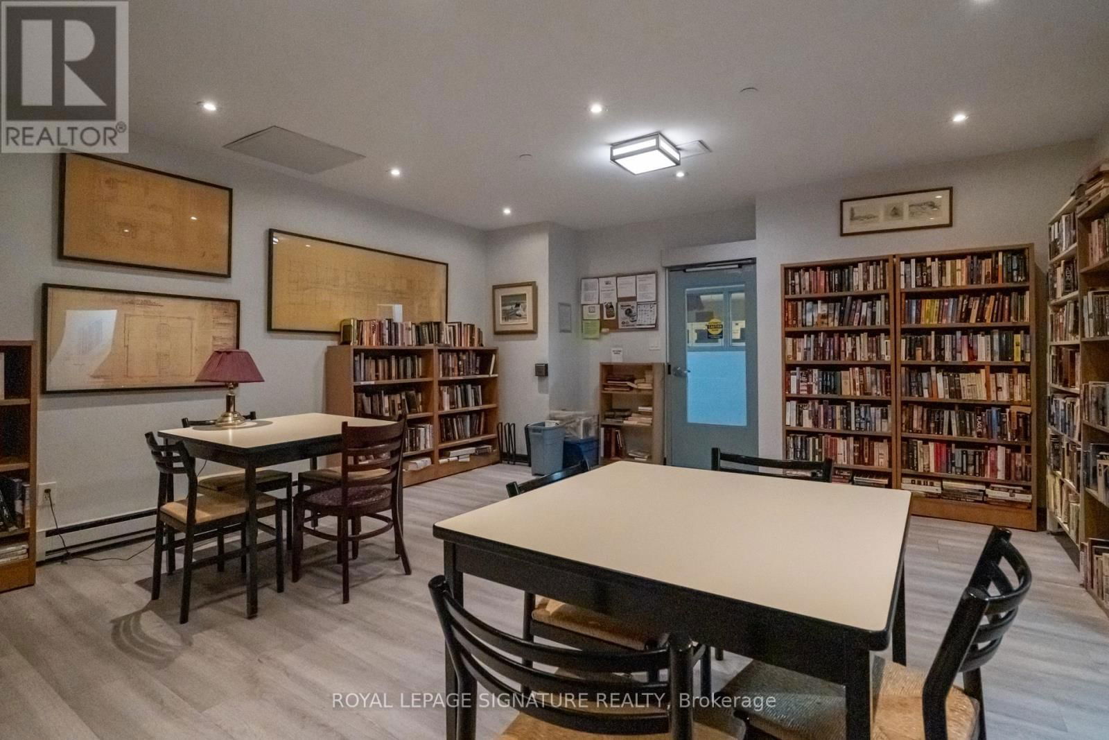 1011 - 40 HOMEWOOD AVENUE Image 32