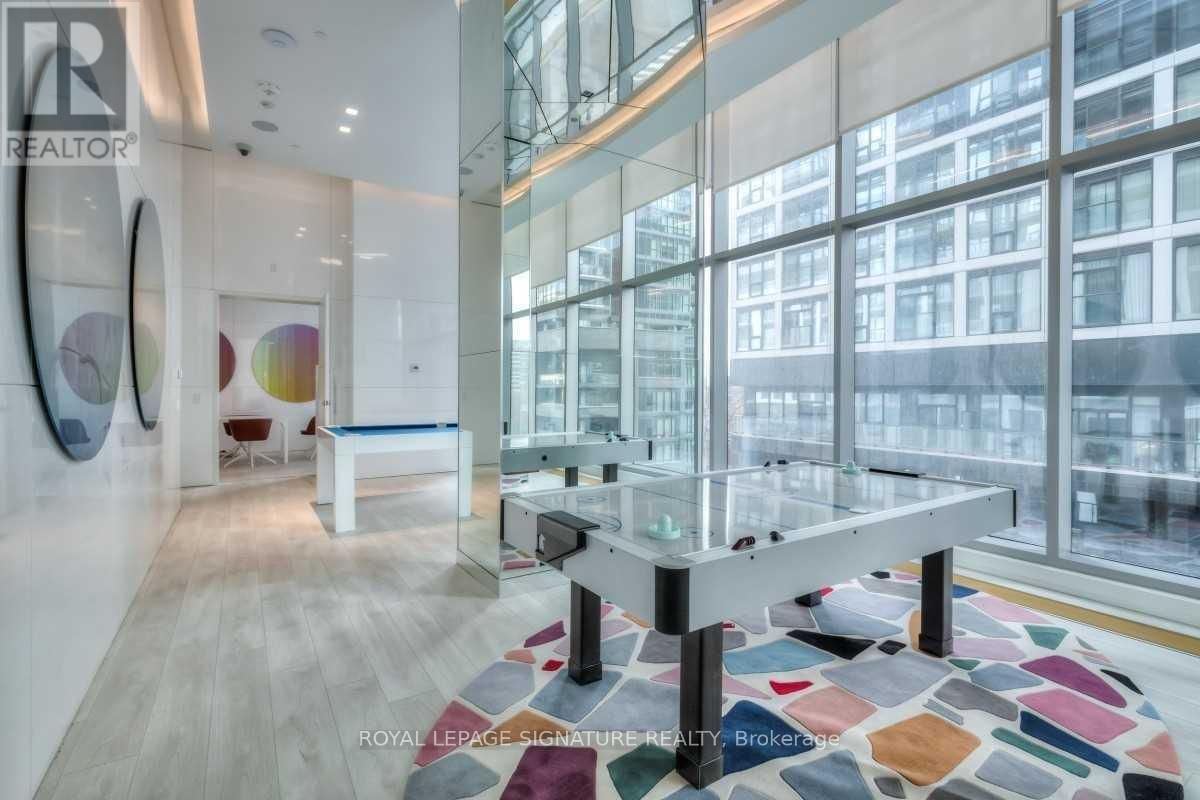 514 - 251 JARVIS STREET Image 9