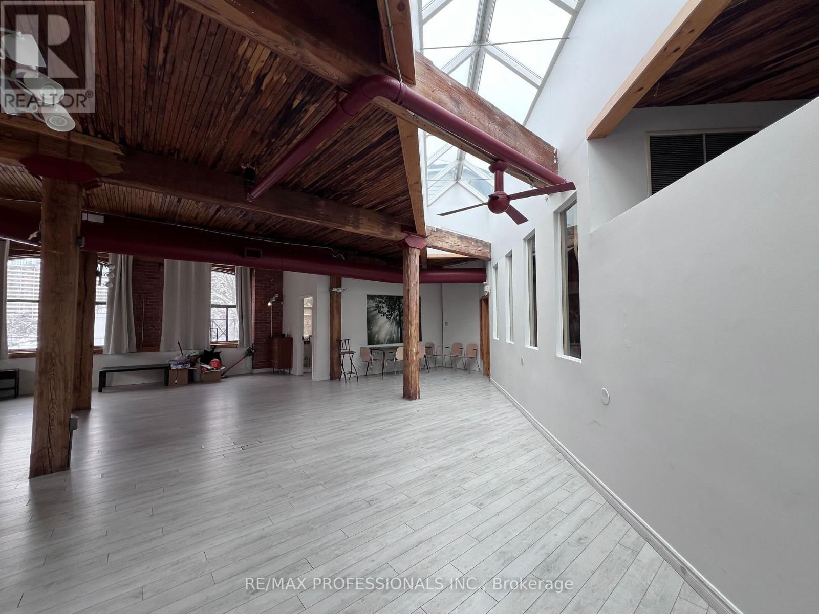 3 - 290 SHUTER STREET Image 25