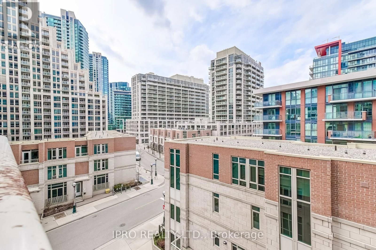 507 - 21 GRAND MAGAZINE STREET Image 17