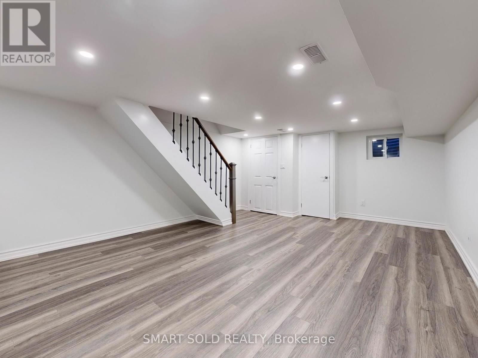 5 KHEDIVE AVENUE Image 13