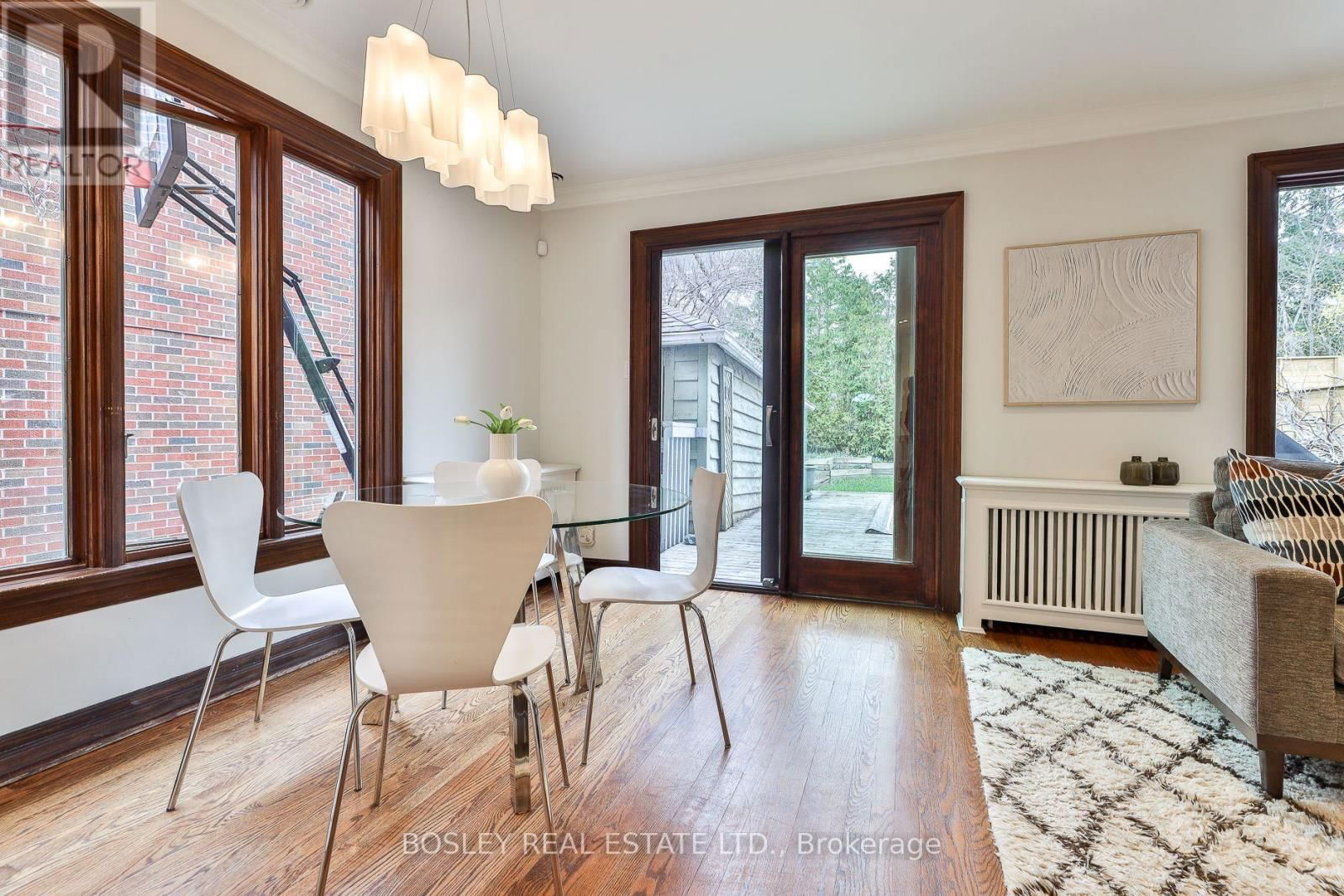 102 COLLEGE VIEW AVENUE Image 11