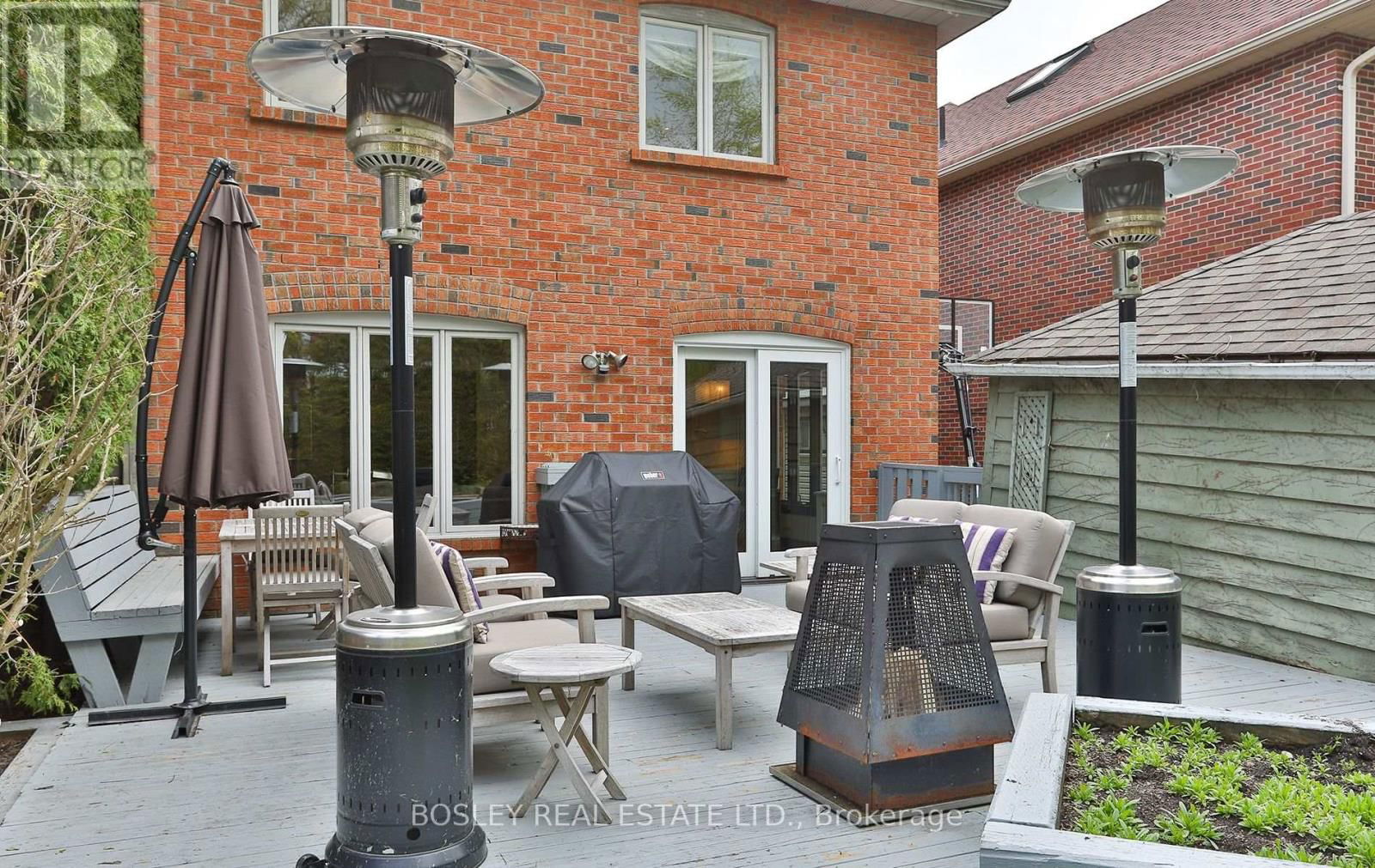 102 COLLEGE VIEW AVENUE Image 35