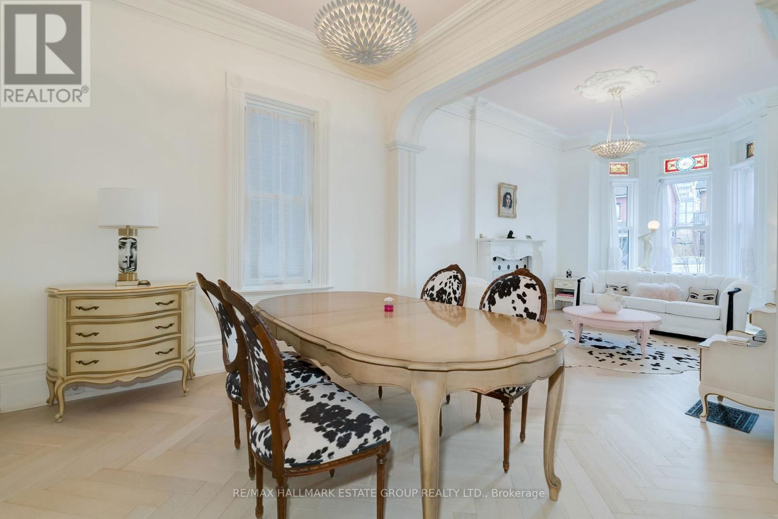 99 GLADSTONE AVENUE Image 10