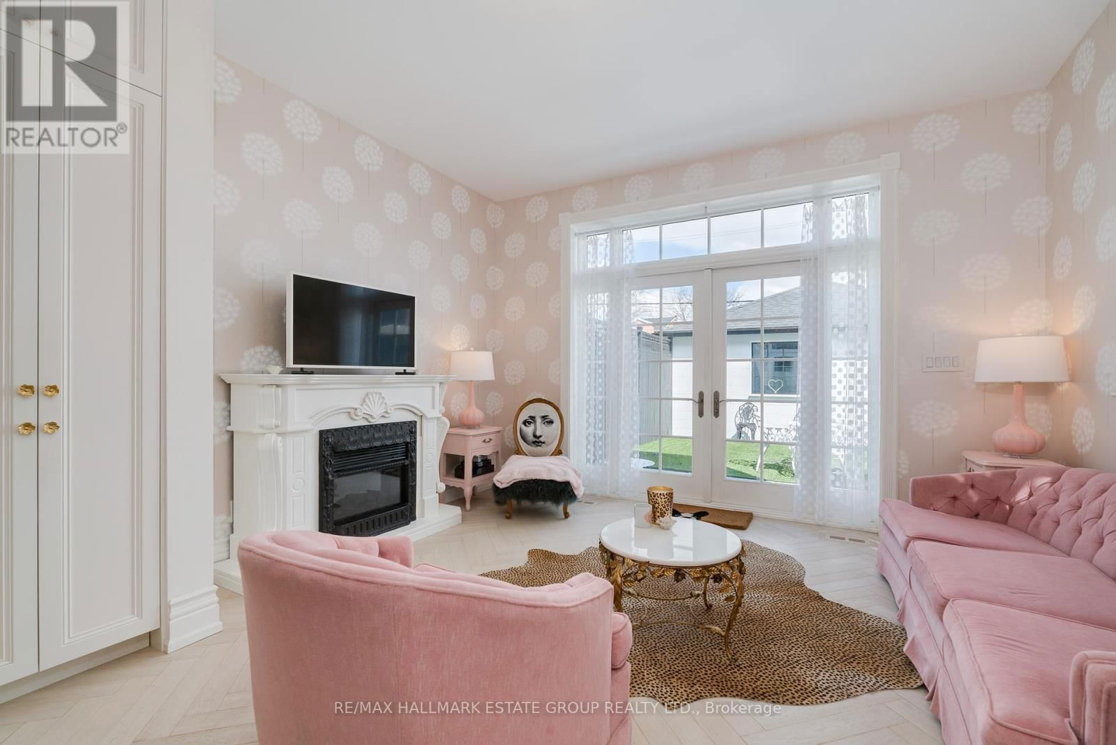 99 GLADSTONE AVENUE Image 18