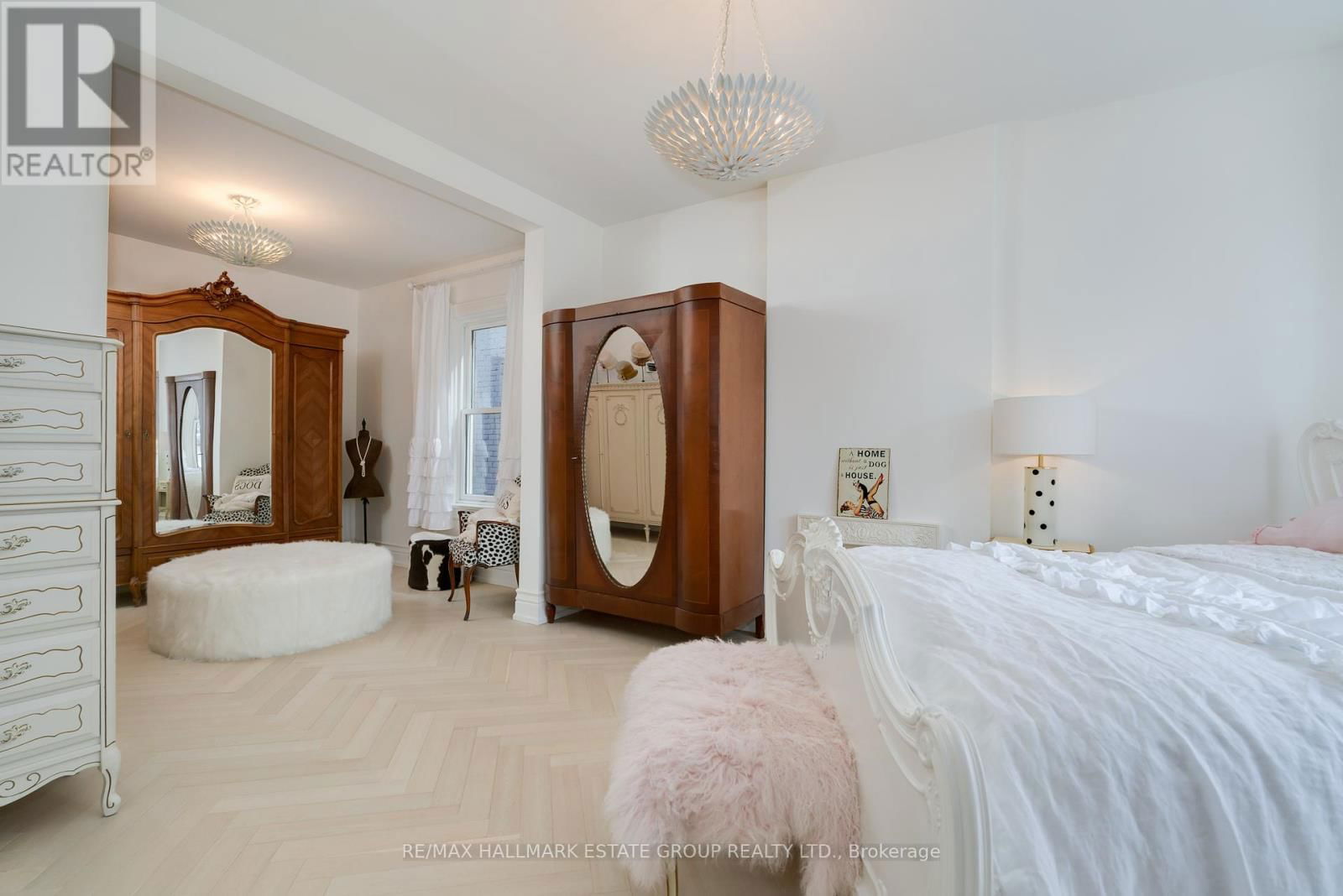 99 GLADSTONE AVENUE Image 24