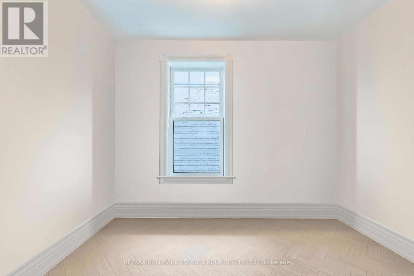 99 GLADSTONE AVENUE Image 33