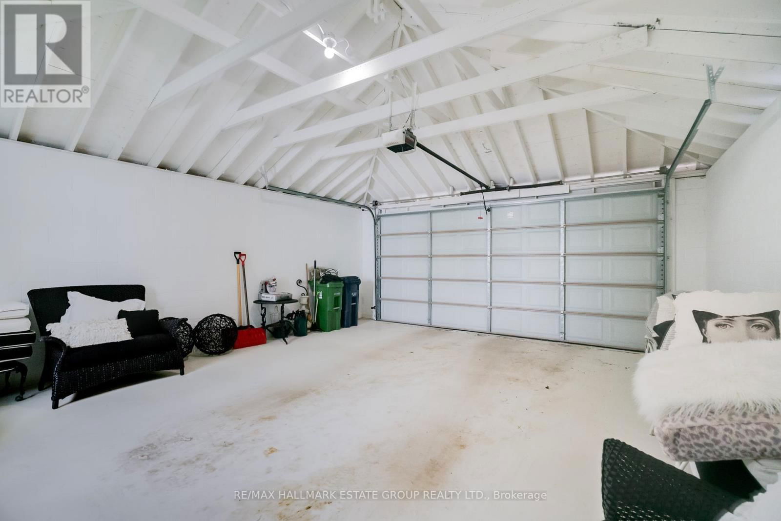 99 GLADSTONE AVENUE Image 45