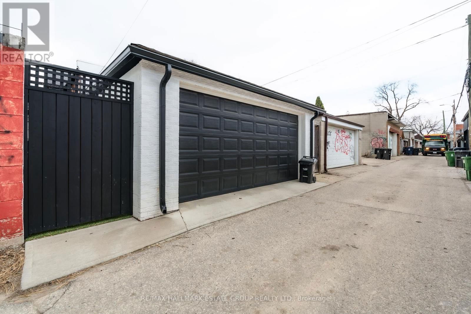99 GLADSTONE AVENUE Image 48