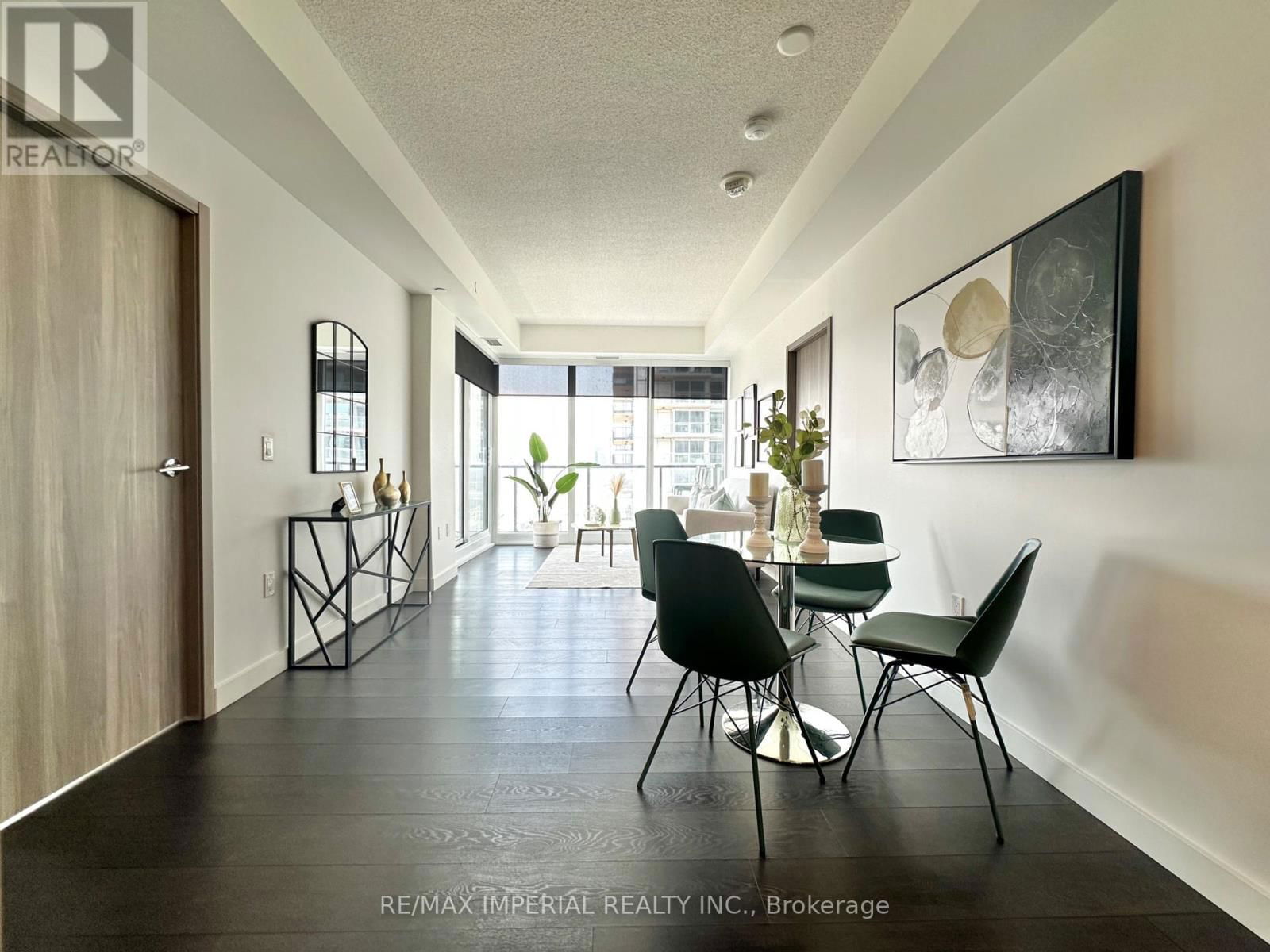1806 - 85 MCMAHON DRIVE Image 17