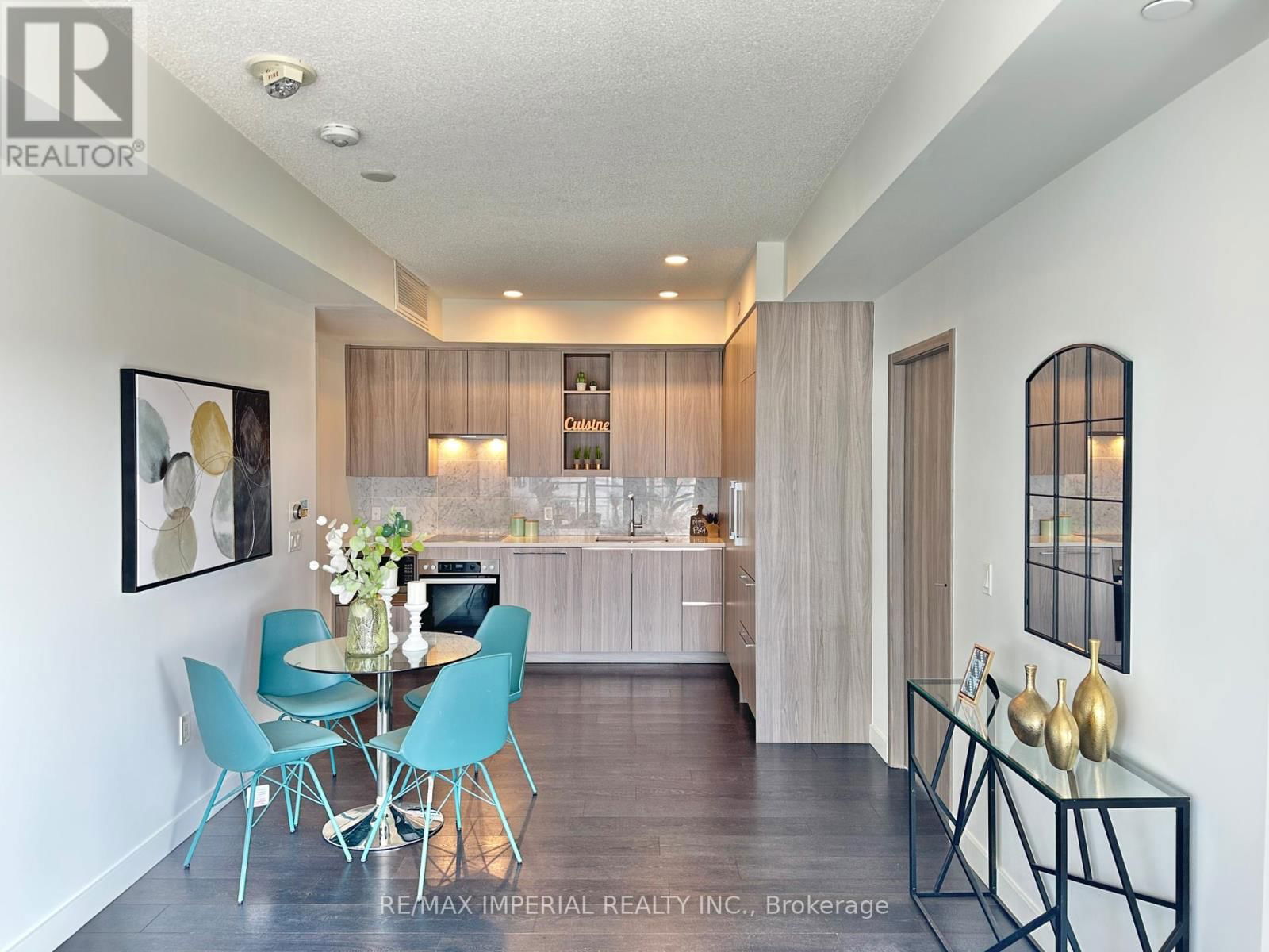 1806 - 85 MCMAHON DRIVE Image 22