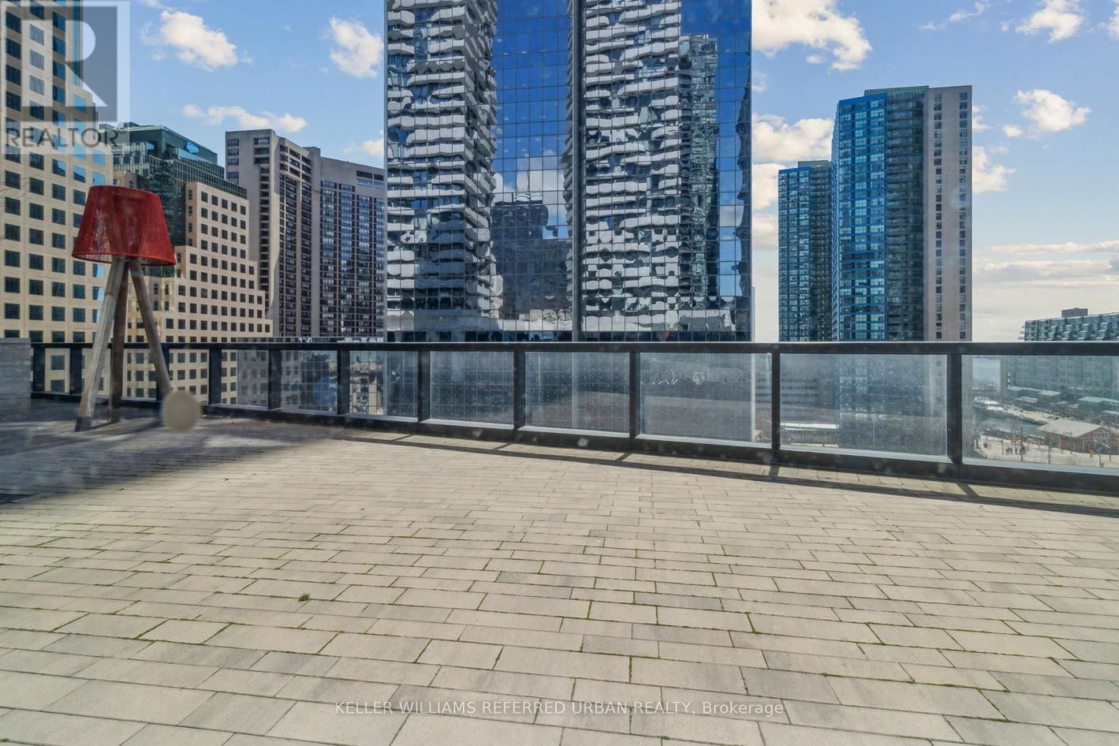 3910 - 100 HARBOUR STREET Image 41