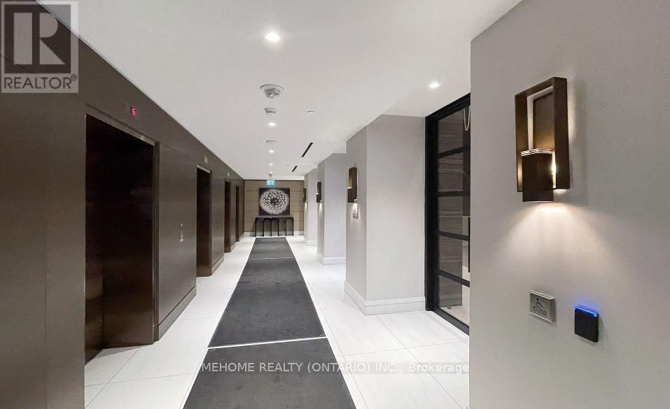 2101 - 39 ROEHAMPTON AVENUE Image 19