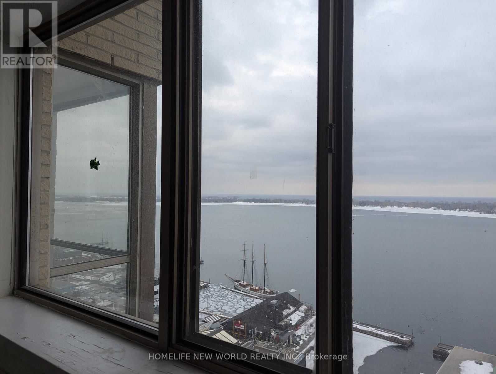 2501 - 270 QUEENS QUAY WEST Image 11