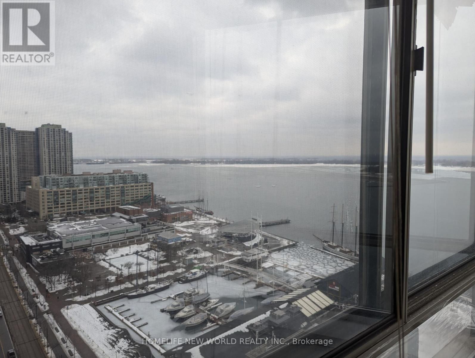 2501 - 270 QUEENS QUAY WEST Image 16