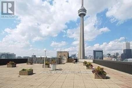 2501 - 270 QUEENS QUAY WEST Image 6