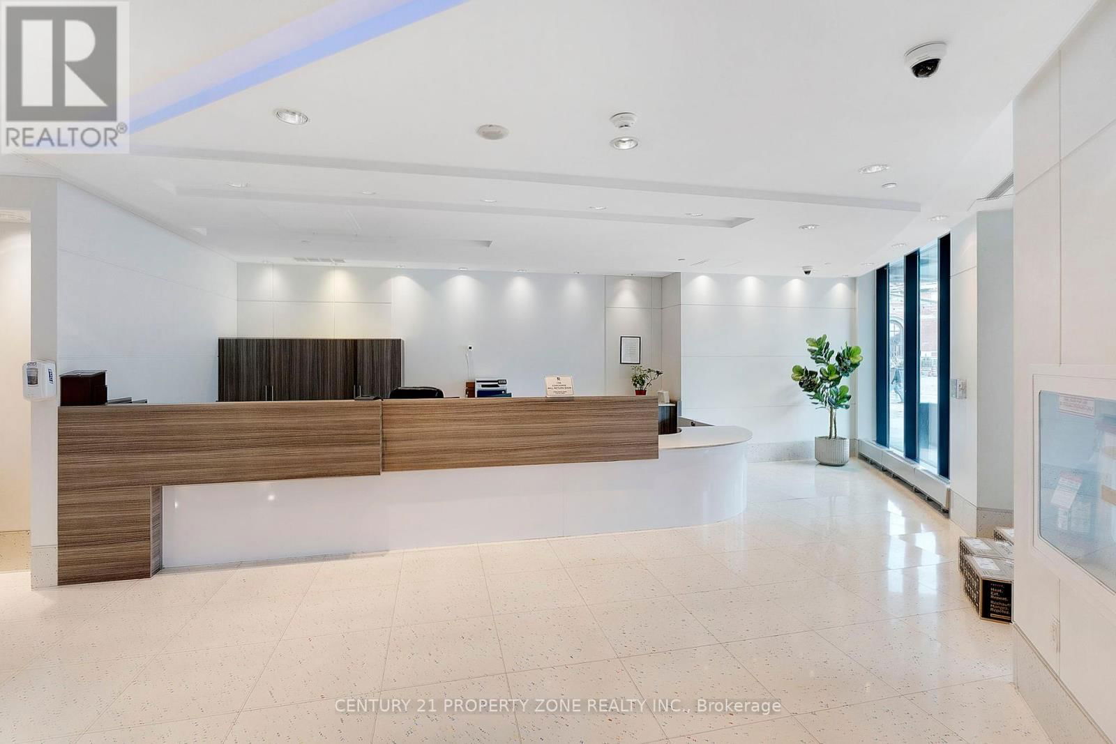 407 - 600 FLEET STREET Image 6