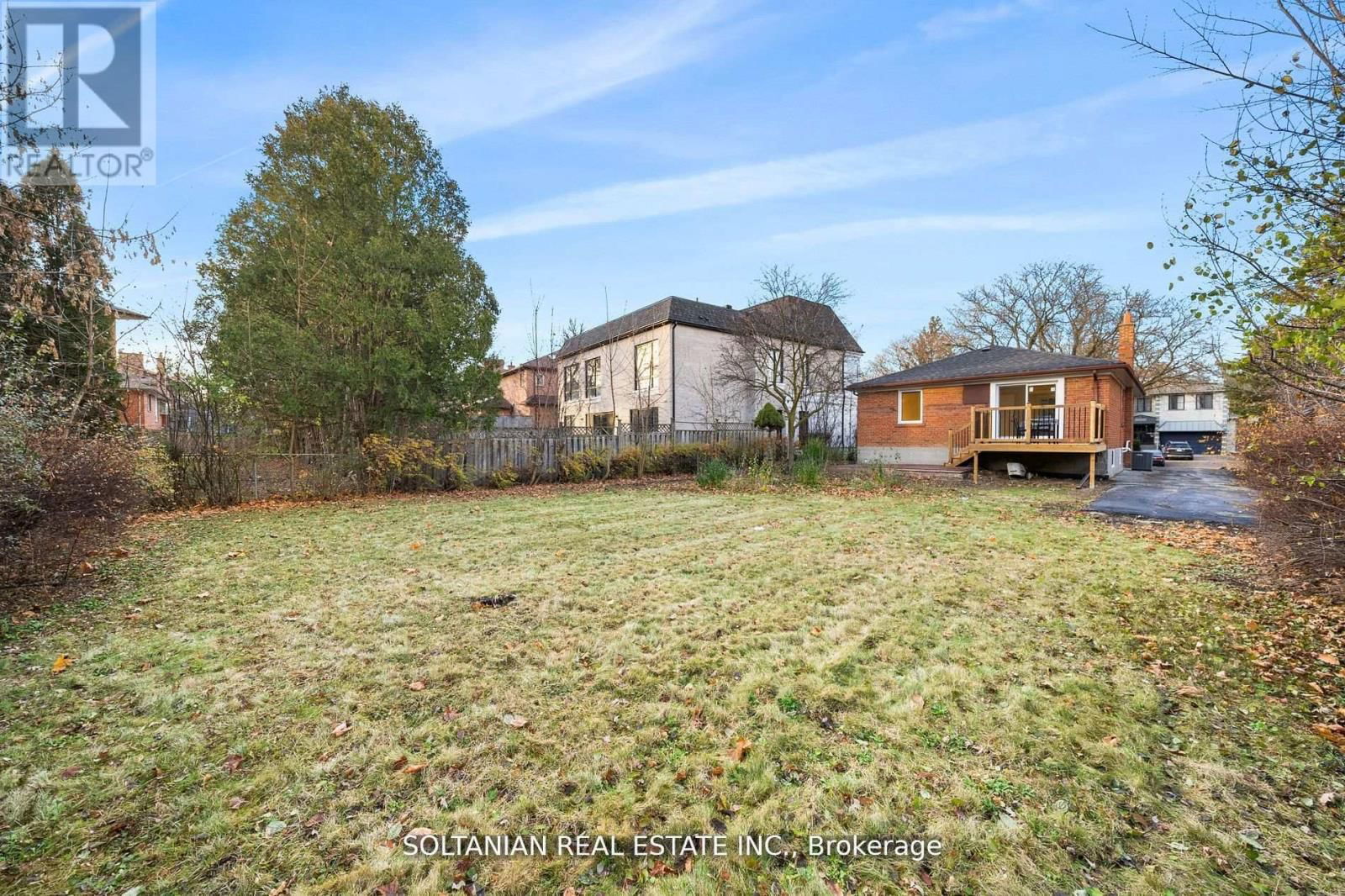 Bsmt - 71 CENTRE AVENUE Image 17
