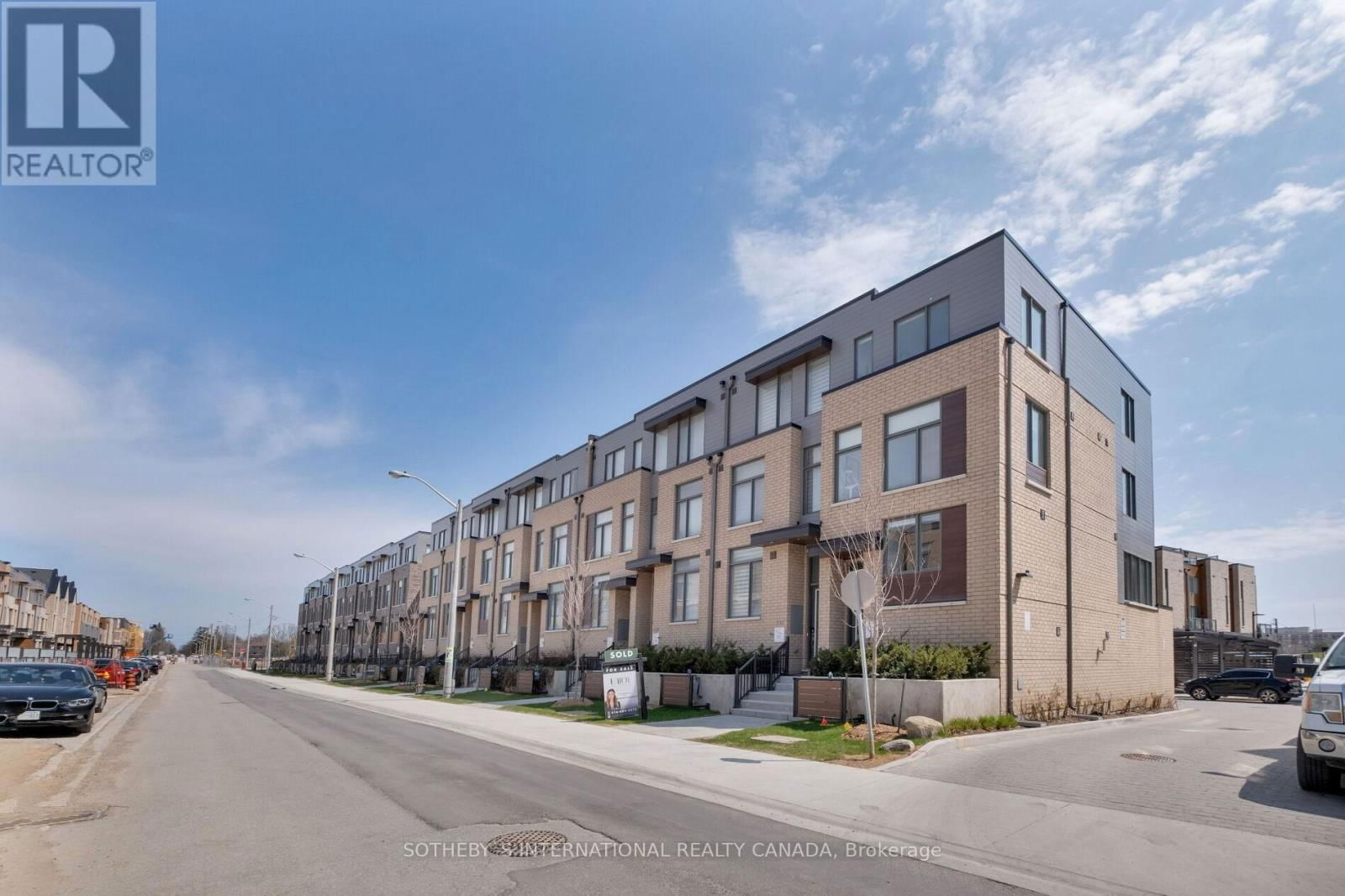 141 GREEN GARDENS BOULEVARD Image 1