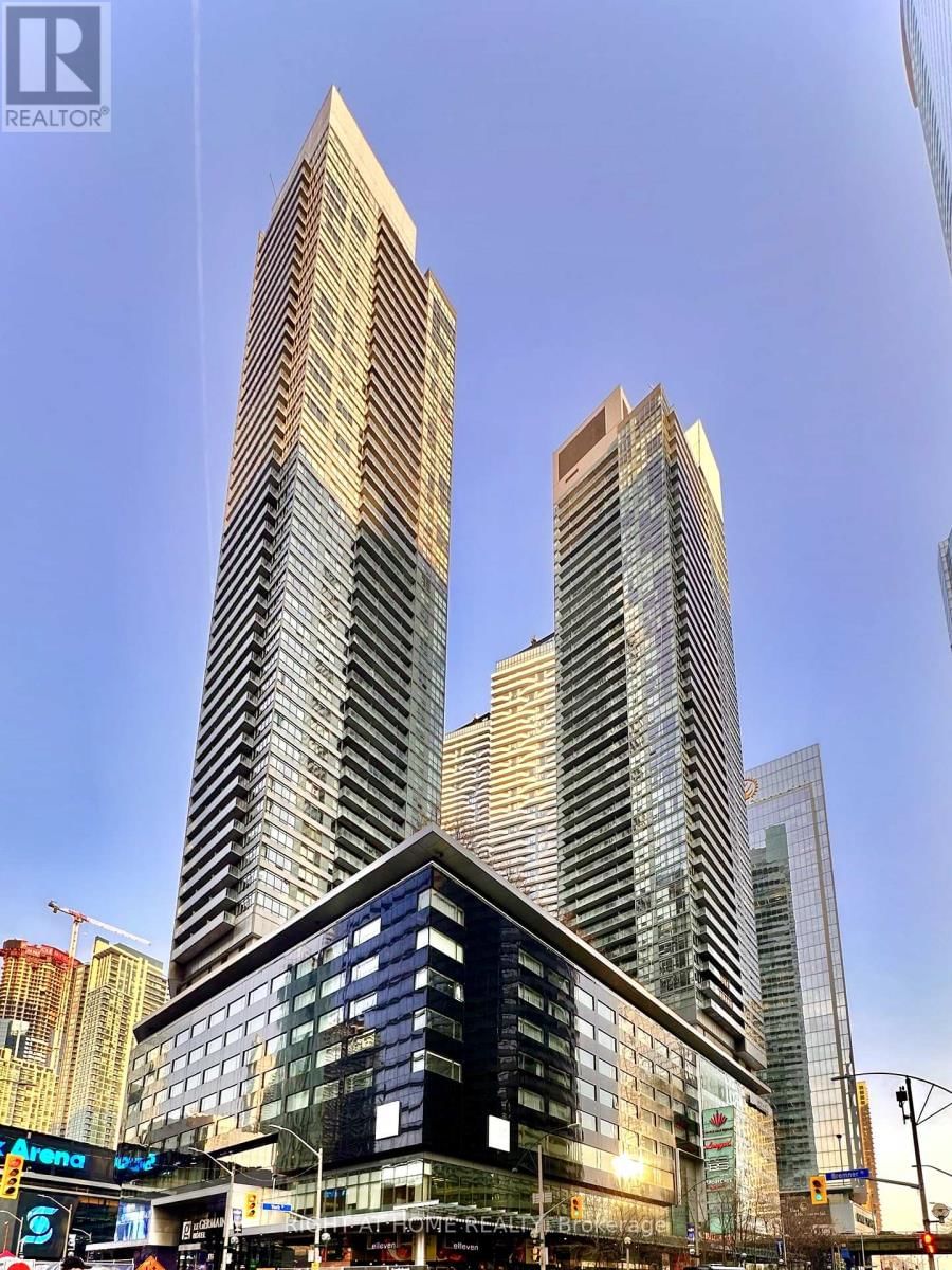 5104 - 65 BREMNER BOULEVARD Image 30
