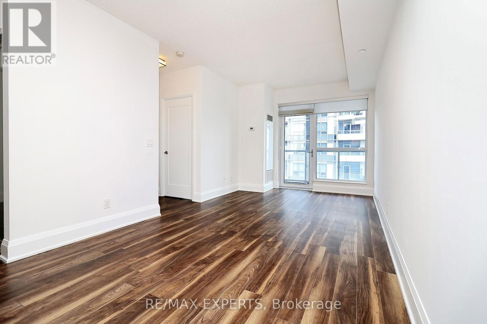 1301 - 120 HARRISON GARDEN BOULEVARD Image 16
