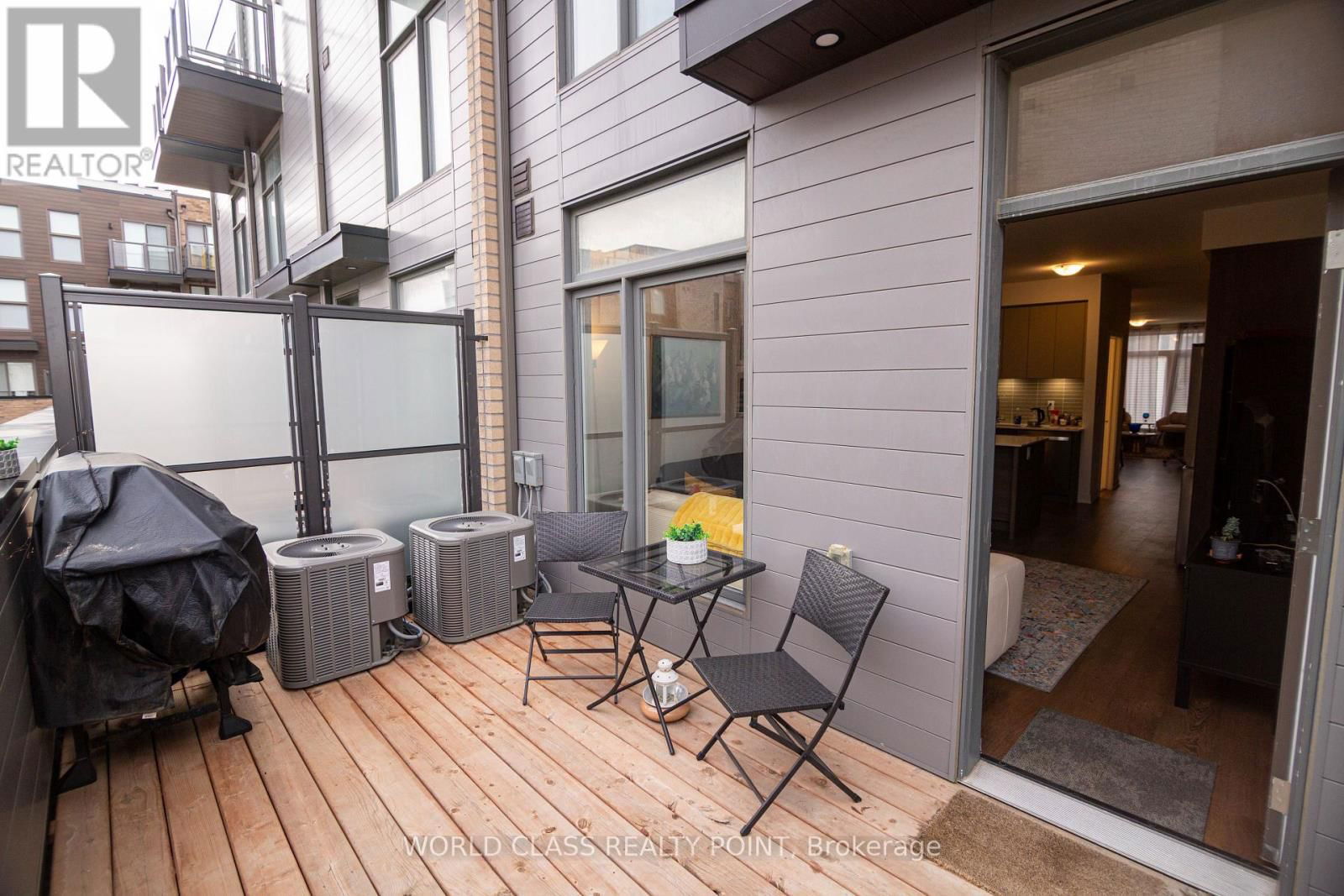 133 GREEN GARDENS BOULEVARD Image 13