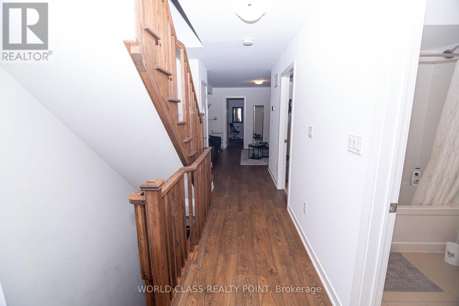 133 GREEN GARDENS BOULEVARD Image 20