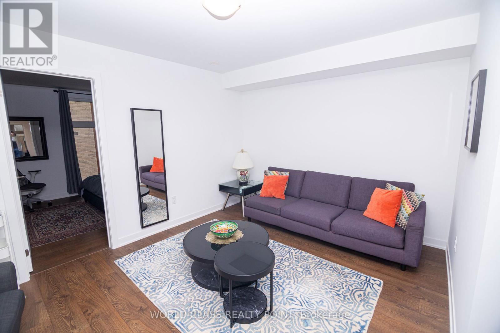 133 GREEN GARDENS BOULEVARD Image 22