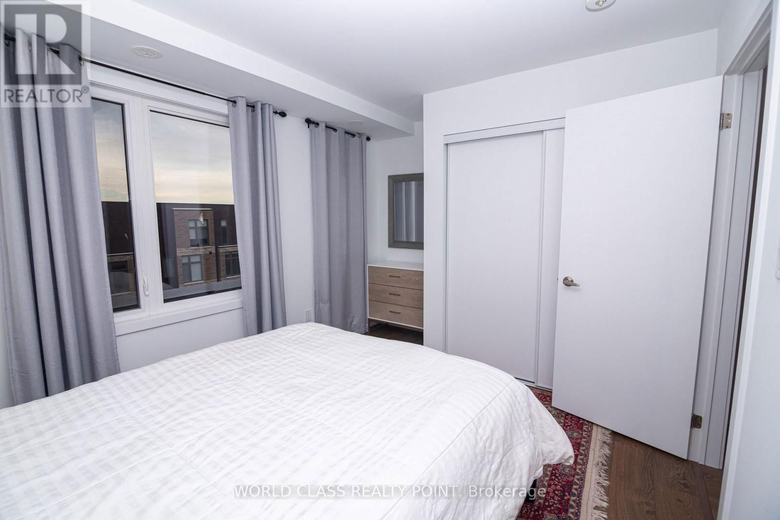 133 GREEN GARDENS BOULEVARD Image 28
