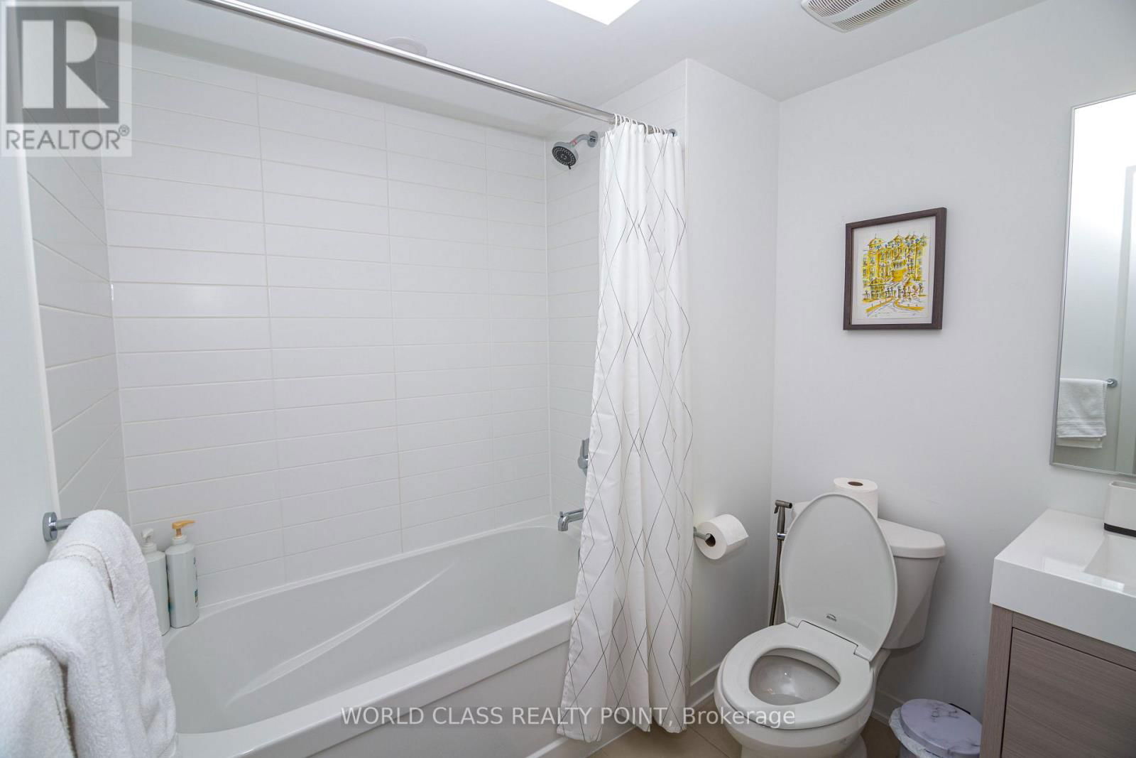 133 GREEN GARDENS BOULEVARD Image 29