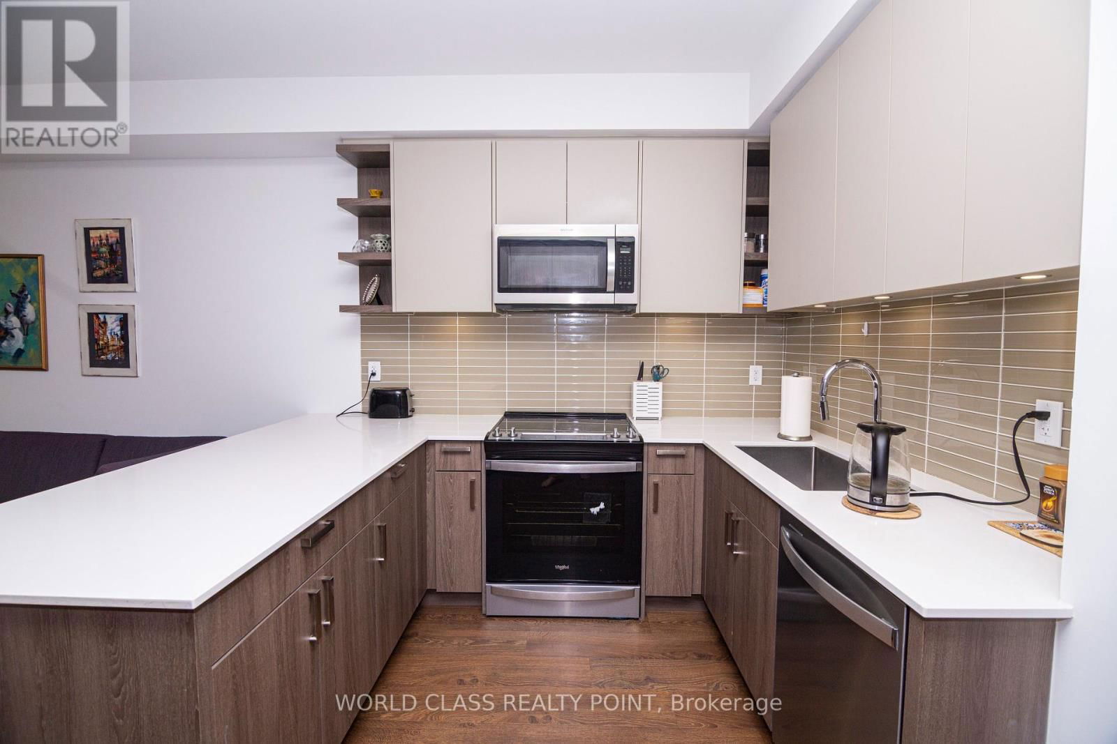 133 GREEN GARDENS BOULEVARD Image 6