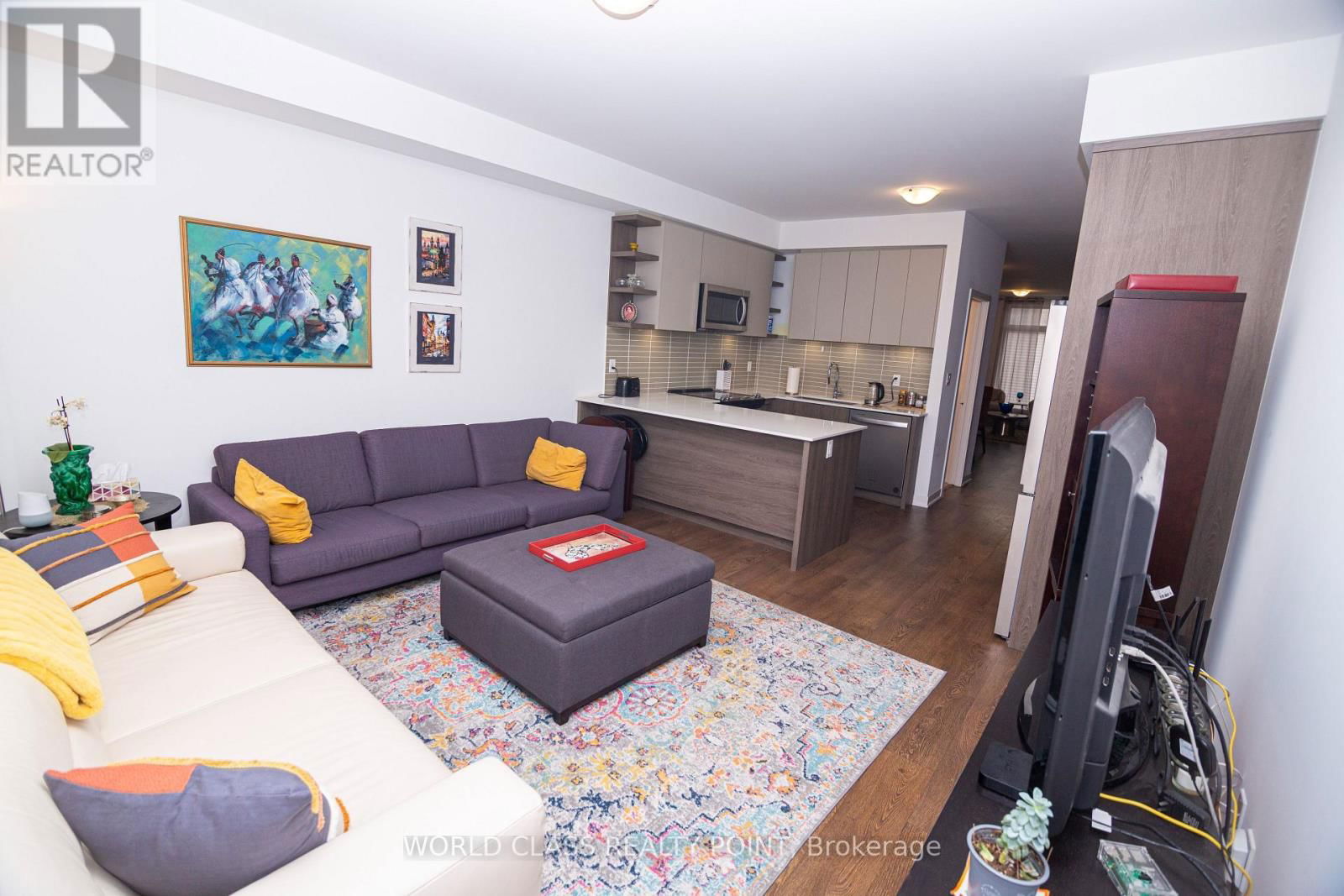 133 GREEN GARDENS BOULEVARD Image 9