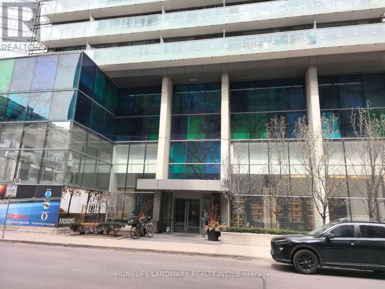 1403 - 38 GRENVILLE STREET Image 1