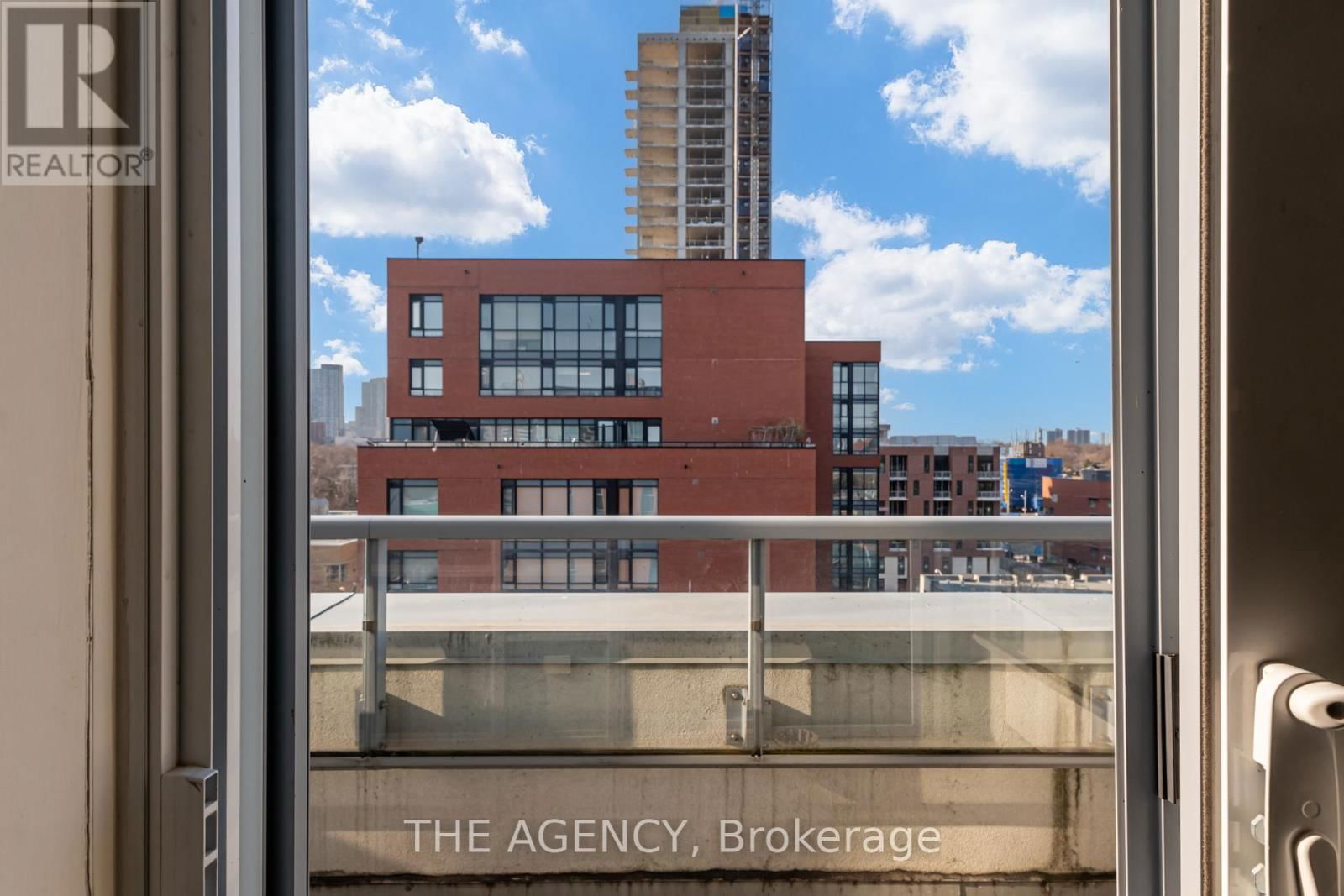 #802 - 1 COLE STREET Image 25