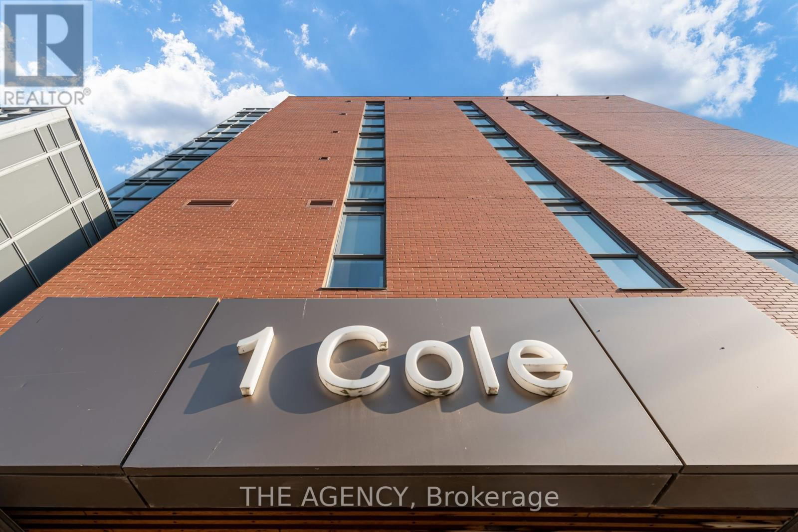 #802 - 1 COLE STREET Image 39