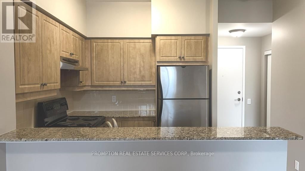 208 - 451 ROSEWELL AVENUE Image 7