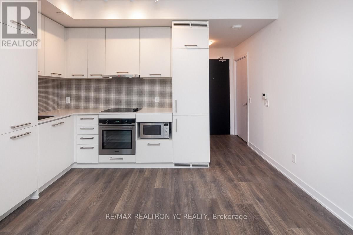 4108 - 87 PETER STREET Image 4
