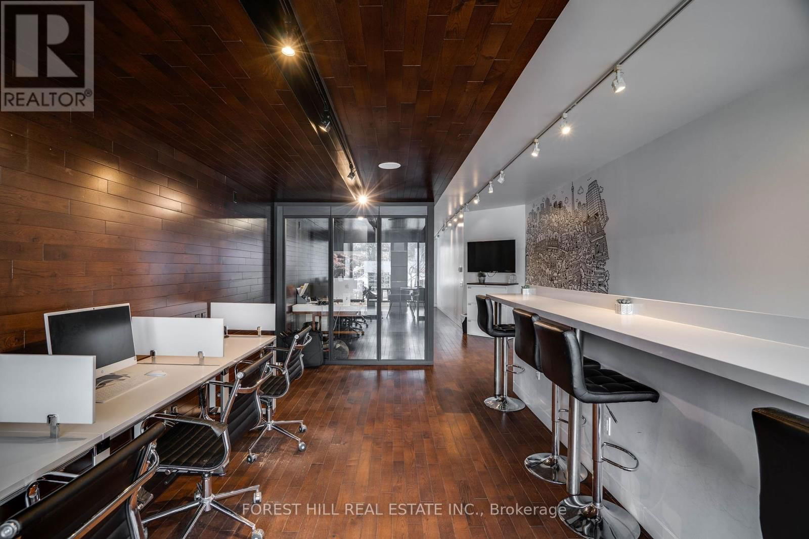 659 ST CLAIR AVENUE WEST Image 21